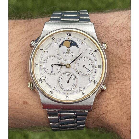 Vintage 7a48-7000 JDM Seiko Chronograph Quartz Watch Moon Phase Moonphase - Picture 2 of 9